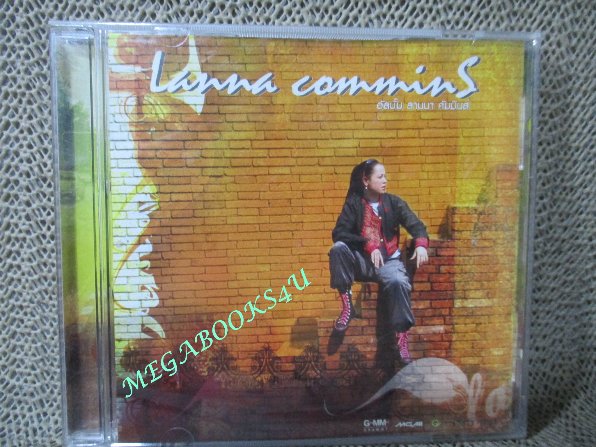 ซีดีเพลงไทยสากล ลานนา คัมมินส์ LANNA COMMINS อัลบั้ม ลานนา คัมมินส์ // ปก และ แผ่นมีรอยเล็กน้อย