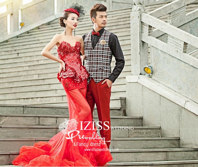 ***พรีออเดอร์***ชุดถ่ายพรีเว็ดดิ้ง (pre wedding dress) ชุดแฟนตาซีชายหญิง "ธีมสีแดง-ดำ"