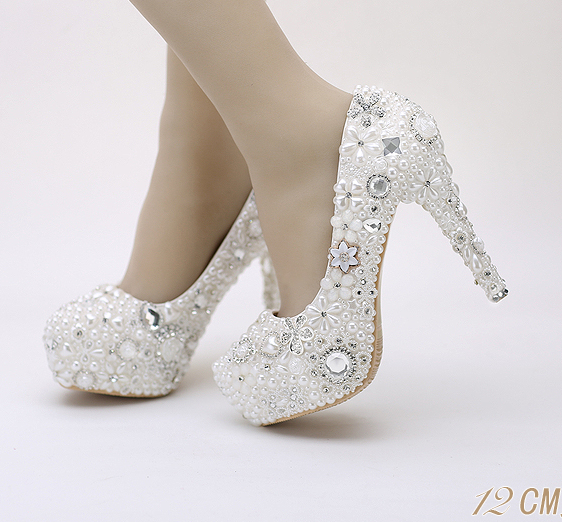 รองเท้าเจ้าสาวประดับมุขสวยหรู ไซต์ 34-39 สูง 4,4.8,5.6