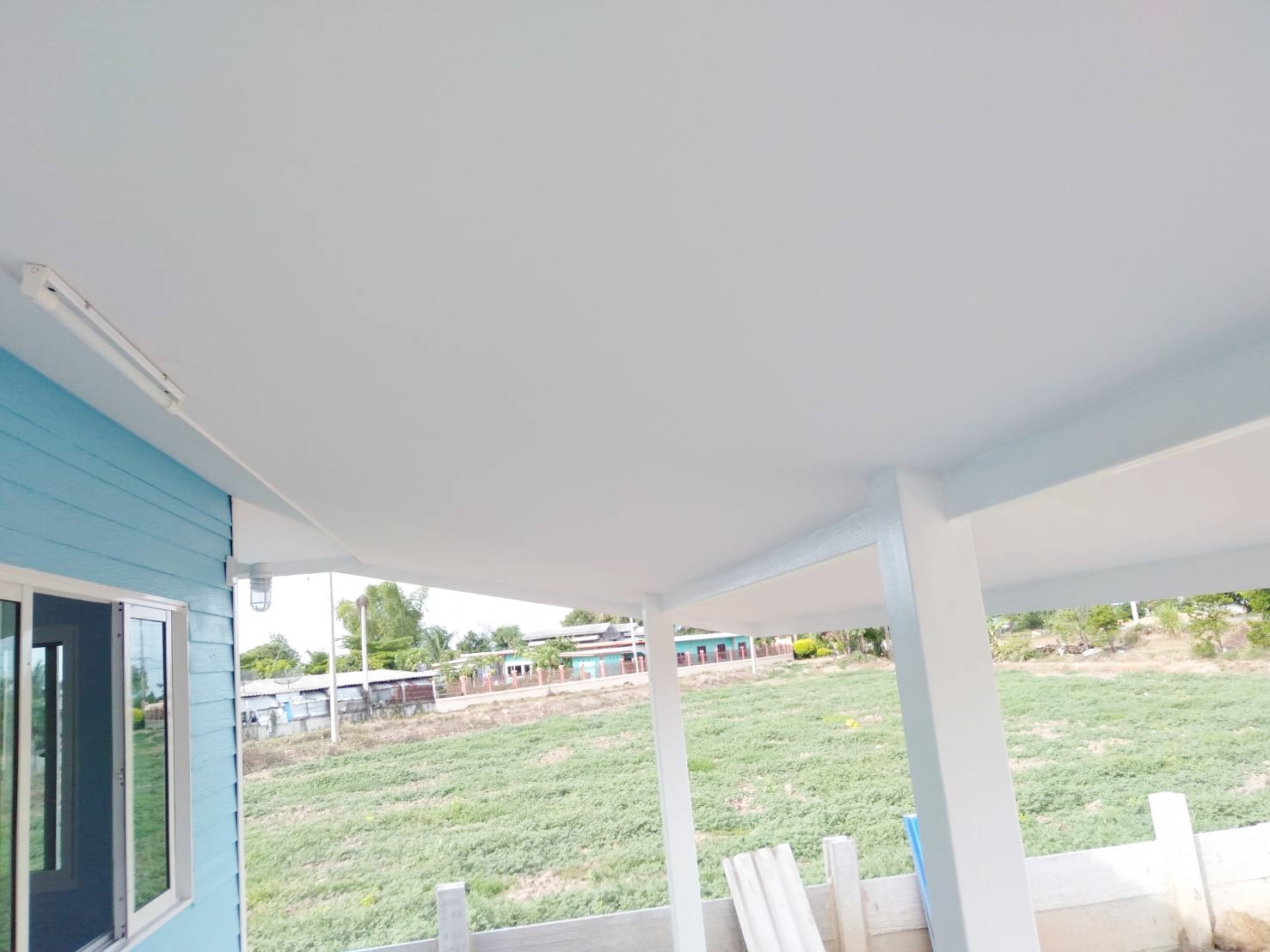 บ้านน็อกดาวน์โครงสร้างเหล็ก ขนาด 4*6 เมตร พร้อมระเบียง ขนาด 2*3 เมตร