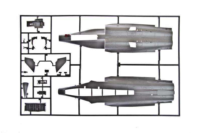 1/48 Dassault Rafale M & bomb rack