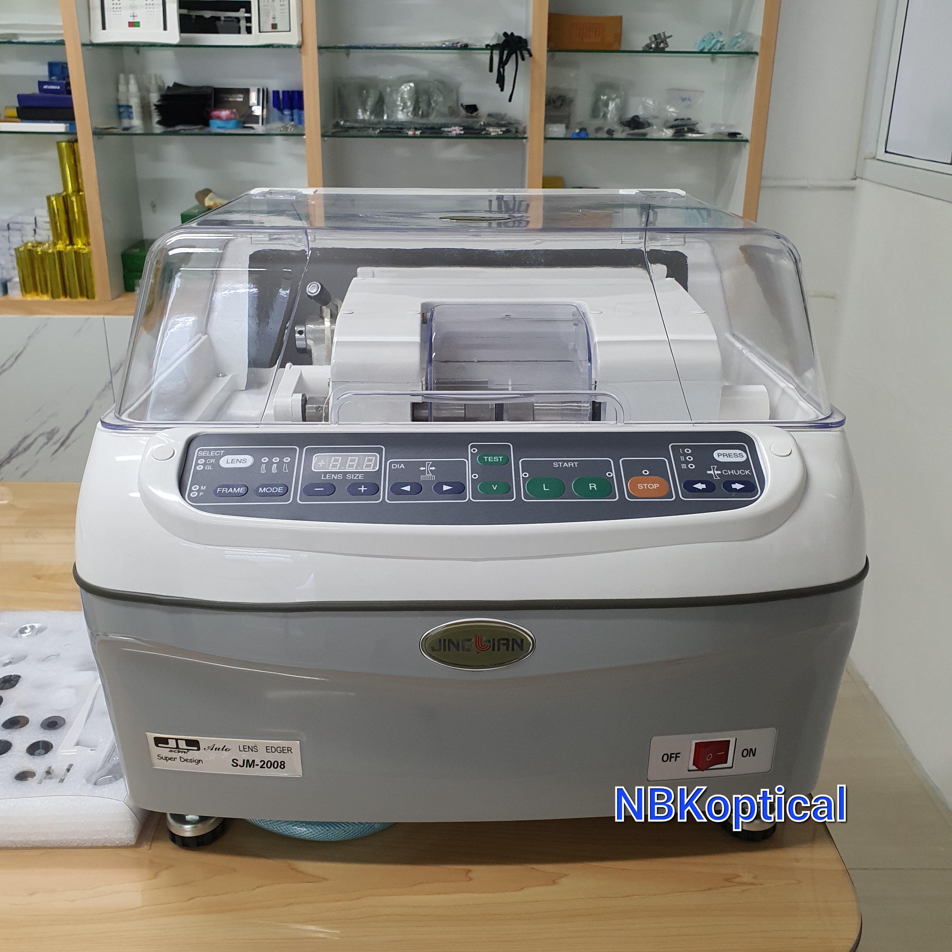 เครื่องฝนเลนส์ออโต้ SJM-2008