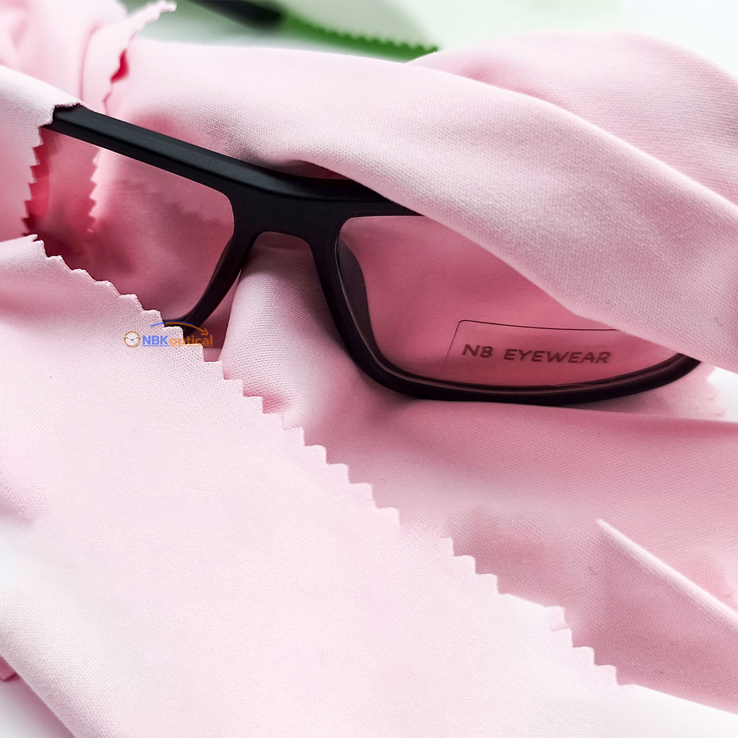 ผ้าเช็ดเลนส์แว่นตา ไมโครไฟเบอร์ เช็ดเลนส์เซ็ท เลนส์แว่น ผืนใหญ่ สามสี (สีเขียว สีชมพู สีเทา)