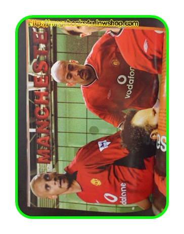 แมนเชสเตอร์ยูไนเต็ด SEASON BOOK 2002/2003 มีโปสเตอร์ BIG SIZE อยู่ครบ