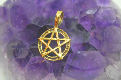 เพนทาเคิล(Pentacle)