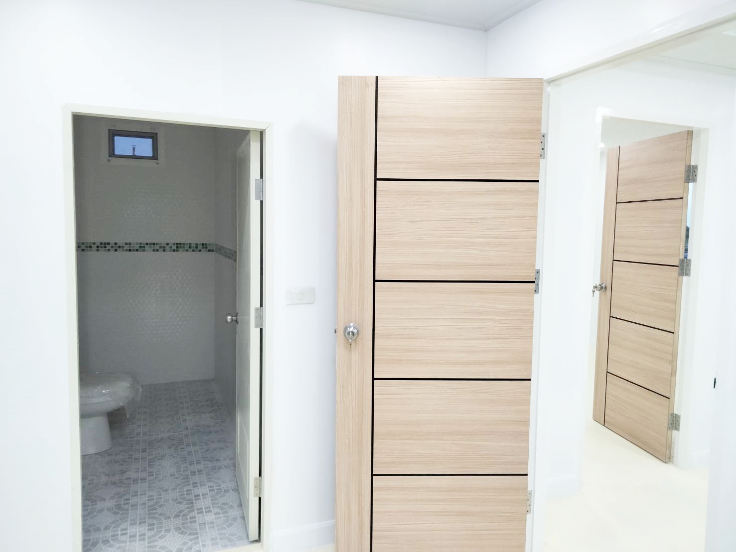 บ้านน็อคดาวน์ ขนาด 9 * 8 เมตร ในตัวบ้าน ขนาด 6*6 เมตร ราคา 550000 บาท