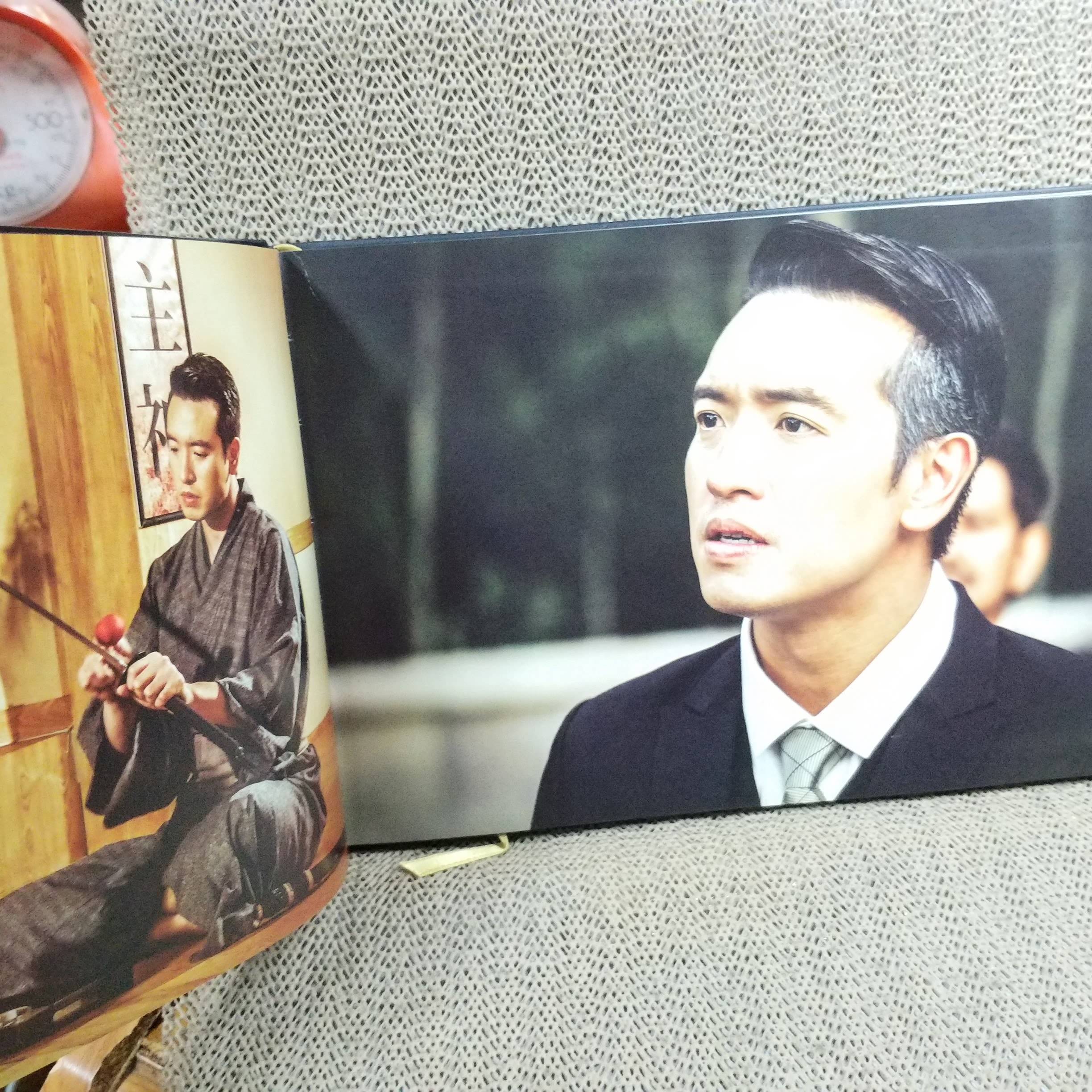 หนังสือภาพ ละครเรื่อง รอยรักหักเหลี่ยมตะวัน รอยฝันตะวันเดือด Rising sun Photo diary /ญาญ่า ณเดชน์ มาริโอ เมาเร่อ แต้วณฐพร