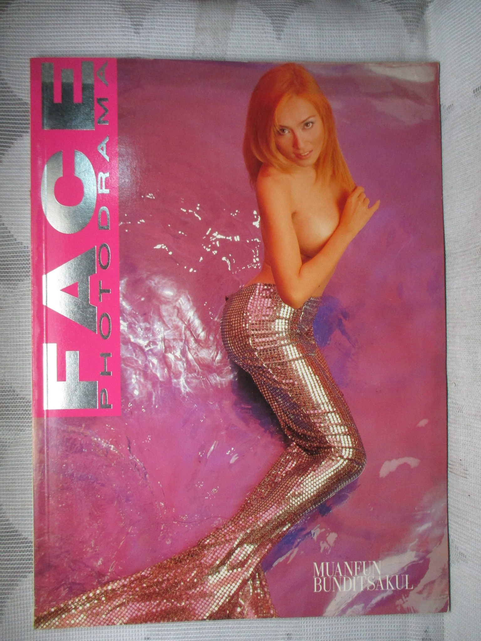 FACE PHOTO ALBUM SPECIAL COVER GIRL MUANFUN BUNDITSAKUL