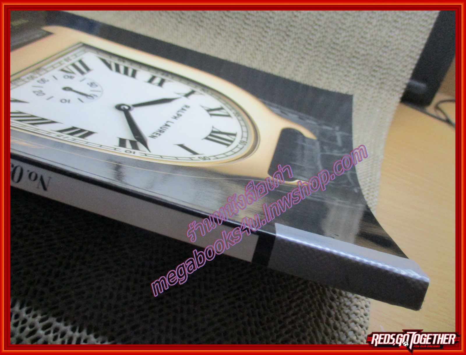 นิตยสาร Pheromone Asia เล่มที่05 ปี2556 ปก จั๊กจั่น อคัมย์สิริ ตำหนิ ติดเทปซ่อมสันปกตามรูป