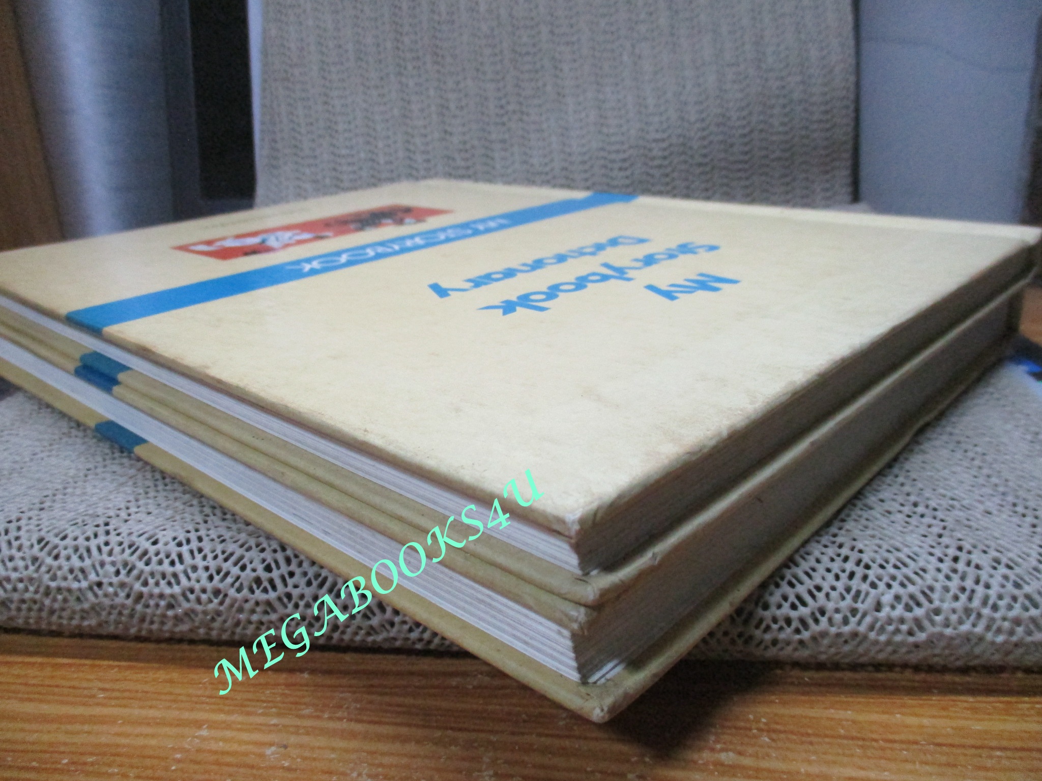 หนังสือ My Storybook Dictionary A-Z และ My Storybook นิทาน / Grolier International,Inc / สภาพปานกลาง ปกมอมแมม ด้านในเล่มสภาพดี