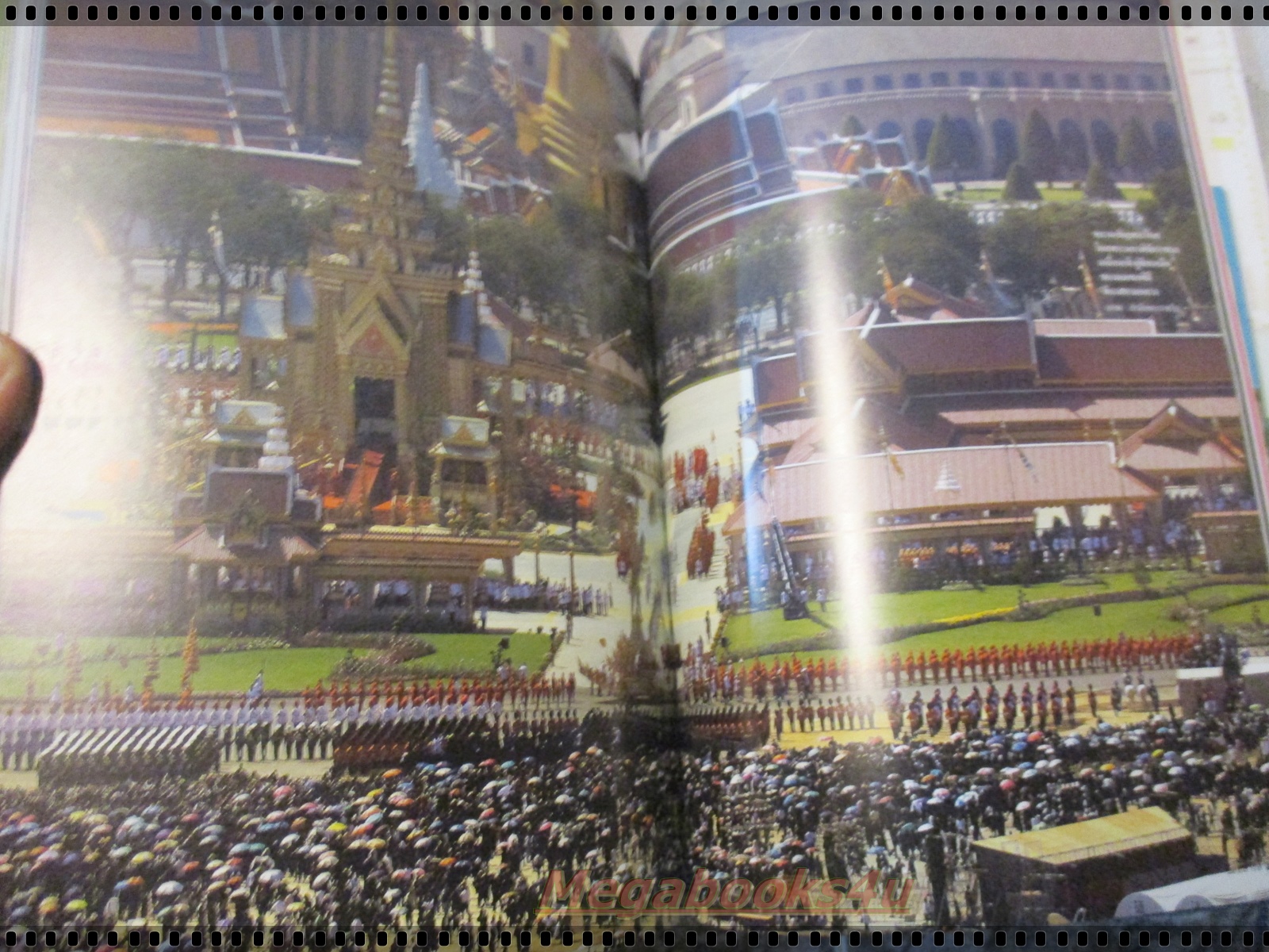 นิตยสารสารคดี ฉบับที่286 ปี2551 ปีแห่งกบ,จารุจินต์ นภีตะภัฏ,ส่งเสด็จพระพี่นาง,