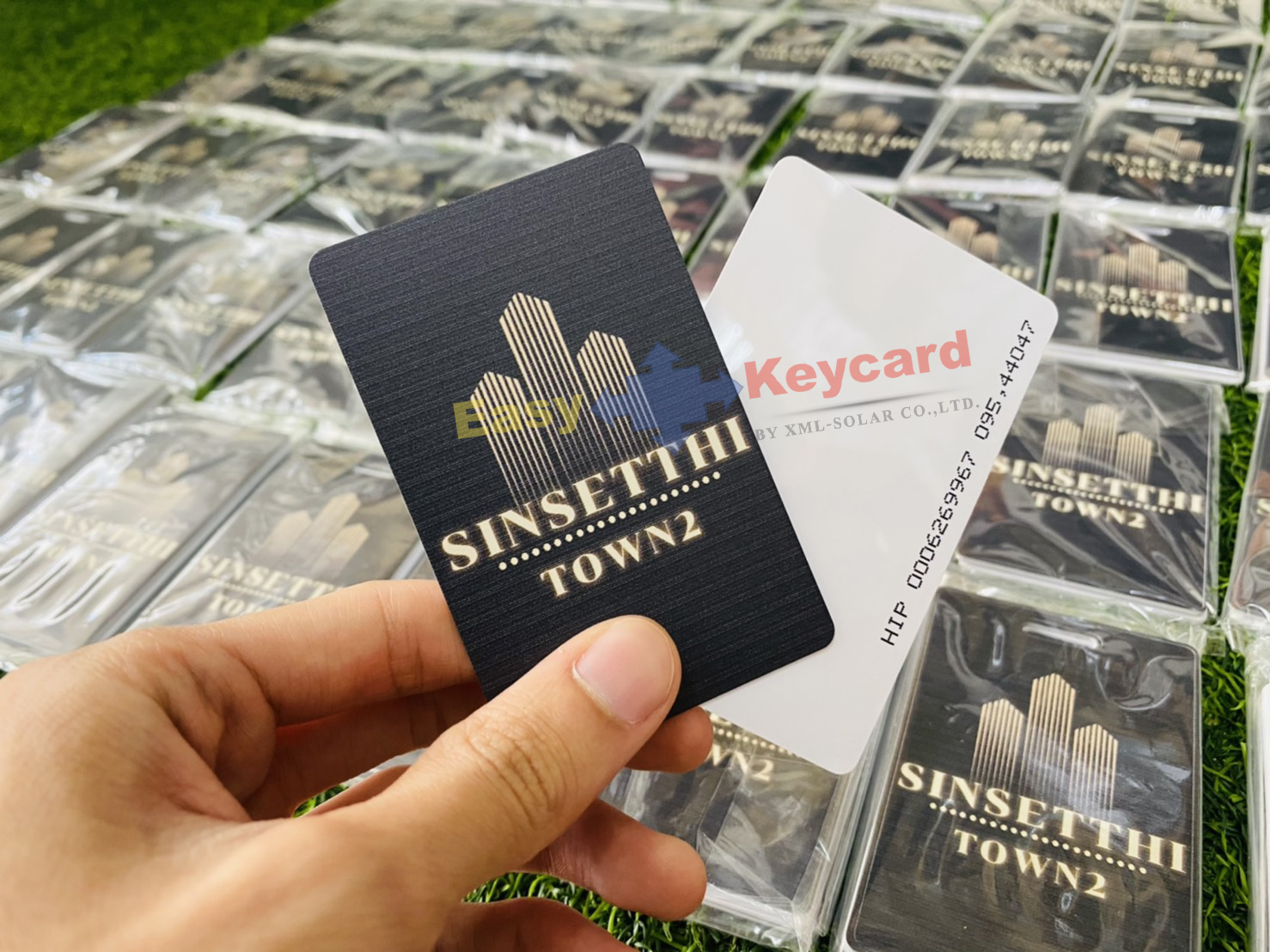 ค่าบริการสกีนบัตร 1 ด้าน (100 ใบ)