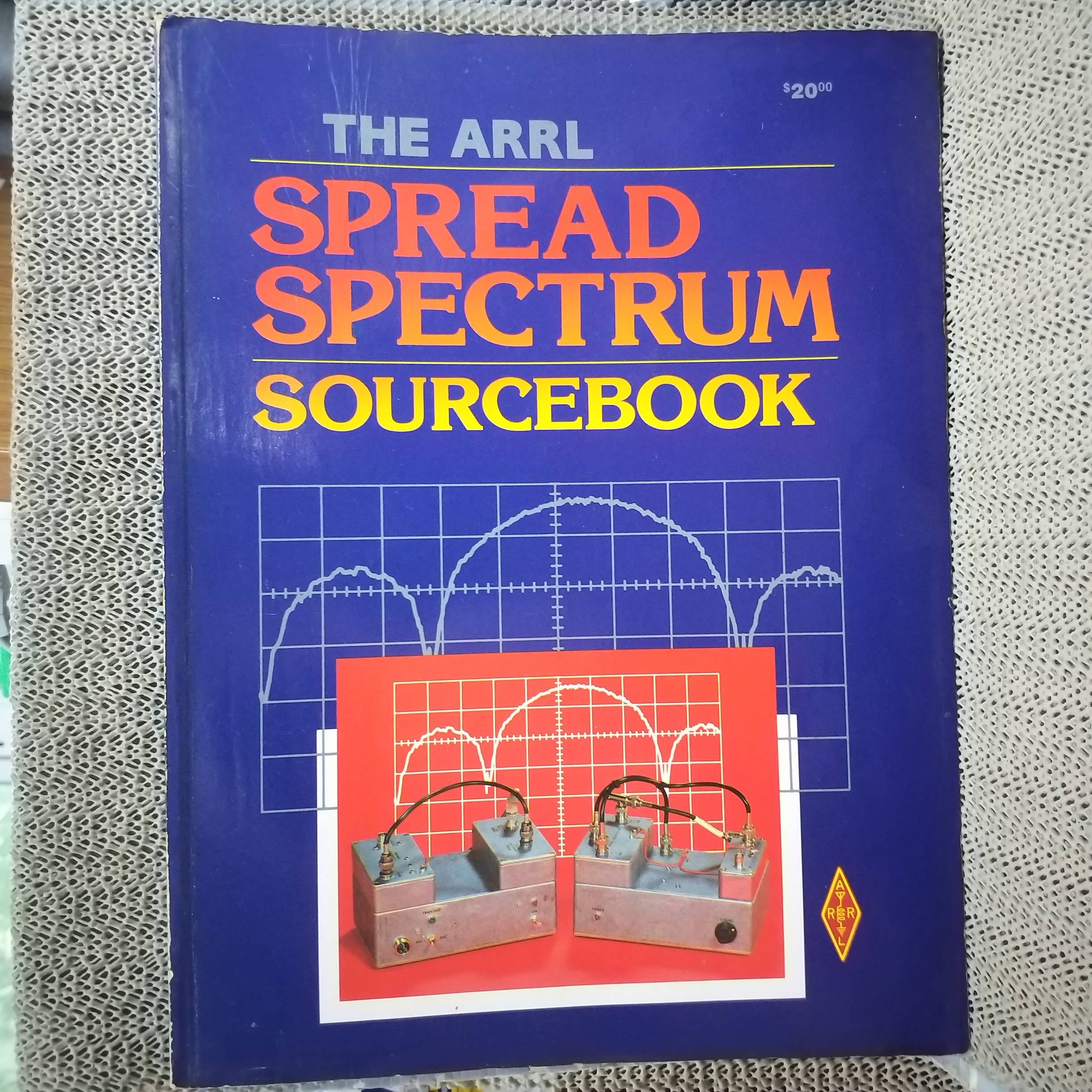 THE ARRL SPREAD SPECTRUM SOURCEBOOK / ** หน้า / พิมพ์2534 / ด้านในสะอาด ไม่มีรอยขีดเขียน /