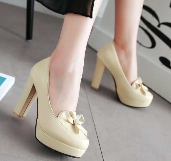 รองเทาส้นสูงสีหวาน ไซต์ 34-39 สีม่วง/ชมพู/ครีม/ขาว/ดำ