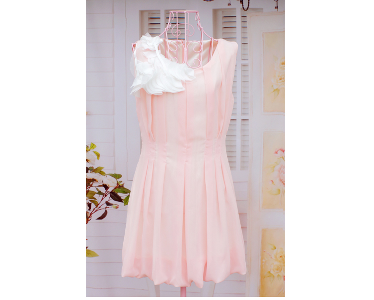 **พร้อมส่ง**เดรสผ้าซีฟองสีชมพูอมส้มทรงบอลลูน