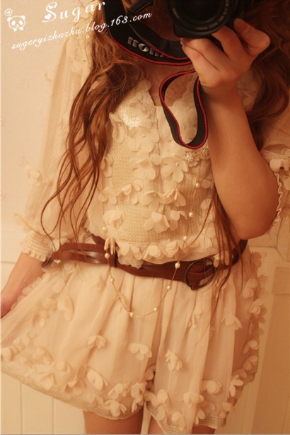 **พร้อมส่ง**เดรสชีฟองสีเบจประดับด้วยเลื่อม+ดอกไม้เข้าชุด (แยกเป็นเสื้อ-กางเกง)