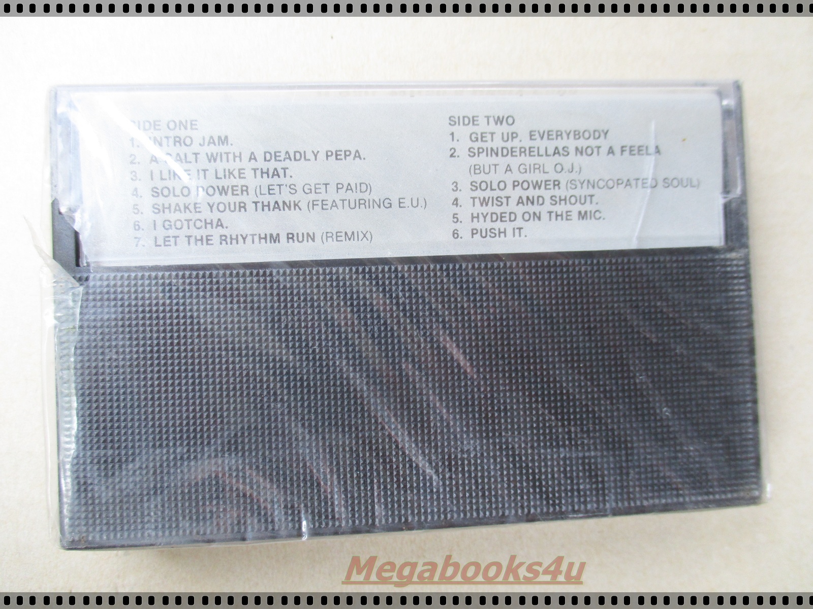 เทปเพลงสากลเก่า SALT'N PEPA-A SALT WITH A DEALY PEPA มือ1ในซีล