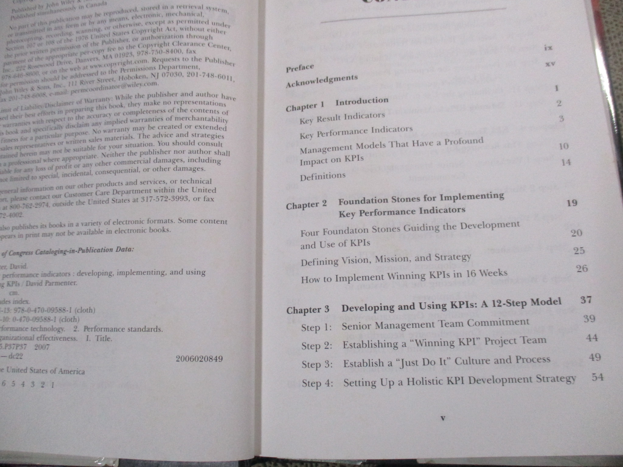 Key Performance Indicators: Developing, Implementing, and Using Winning KPIs Author: David Parmenter / รายละเอียดของการสร้างและการใช้ตัววัดผลการปฏิบัติงานองค์กร