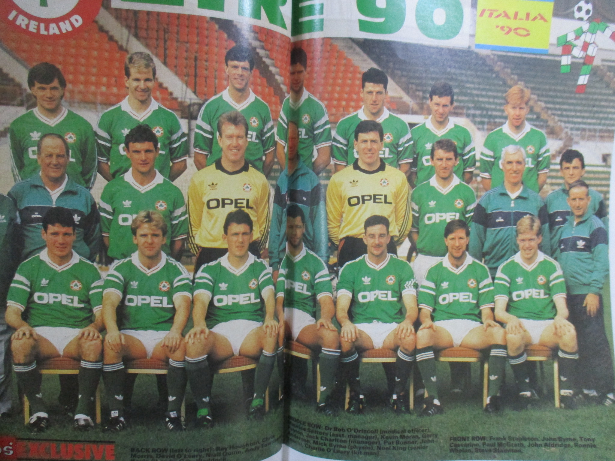 M03 สตาร์ซอคเกอร์ ฉบับที่647 ปี2533 ปก คริส วอดเดิ้ล หน้ากลาง ไอร์แลนด์ / จอร์จ เบอร์รูชากา