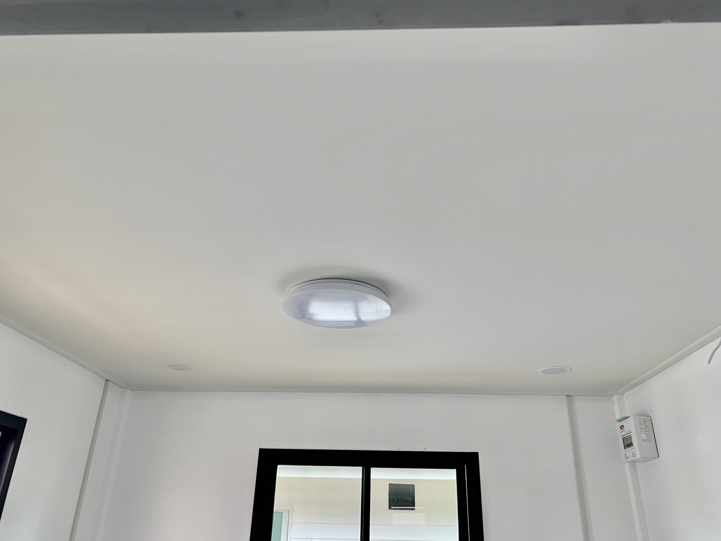 บ้านโมเดินร์ลอฟท์ ขนาด 3*4 เมตร 1ห้องนอน 1ห้องน้ำ ราคา175,000 บาท