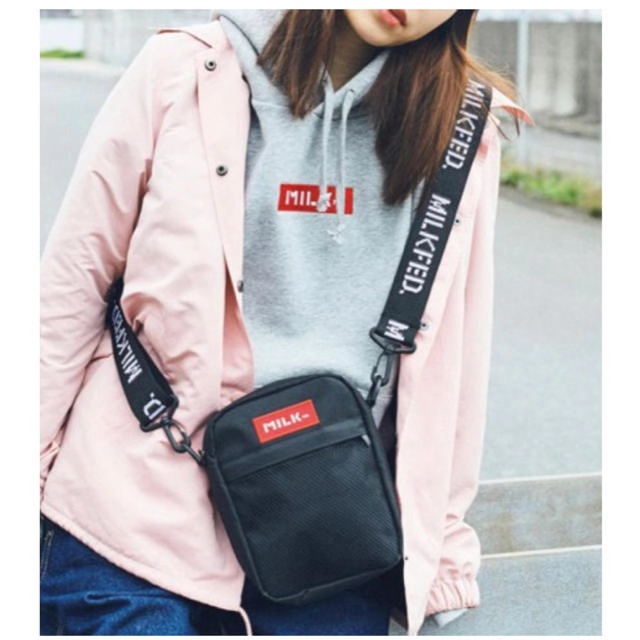 พร้อมส่ง (มีกล่อง) MILK FED x MINI กระเป๋าสะพายข้างสีดำ