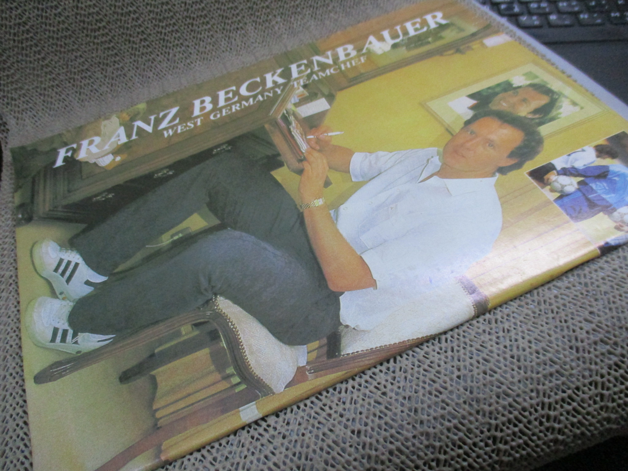 เวิร์ลด์ซอคเกอร์ ฉบับที่043 ปี2532 ปก โลธ่าร์ มัทเธอุส / สโมสร อเบอร์ดีน