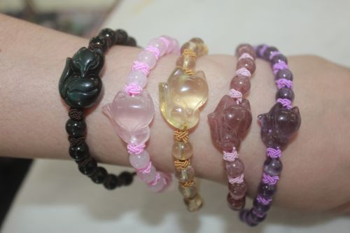 สร้อยข้อมือจิ้งจอก