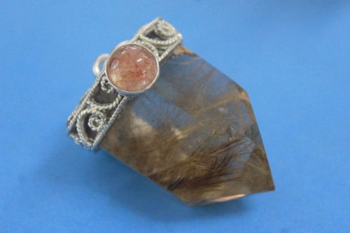เพนดูลั่มไหมทอง ( Rutilated Quartz Pendulum )