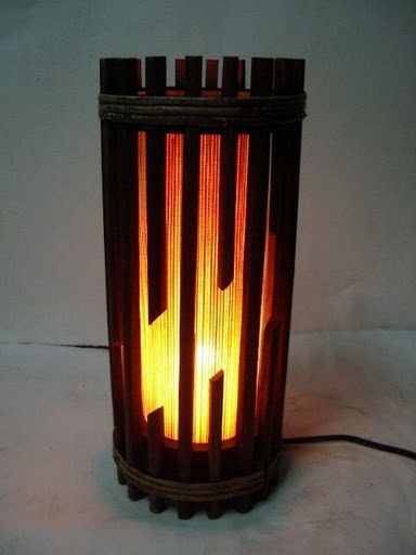 Wooden Table Lamp โคมไฟไม้แบบตั้งโต๊ะ