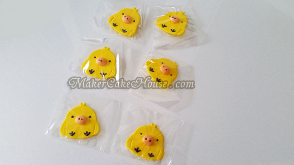 กัมเพสรูปไก่โทริ ( 6 ชิ้น )