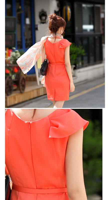 **พร้อมส่ง**เดรสชีฟองสีแดง จับจีบช่วงอก เพิ่มดีเทลระบายช่วงเอว สวยมากๆค่ะ