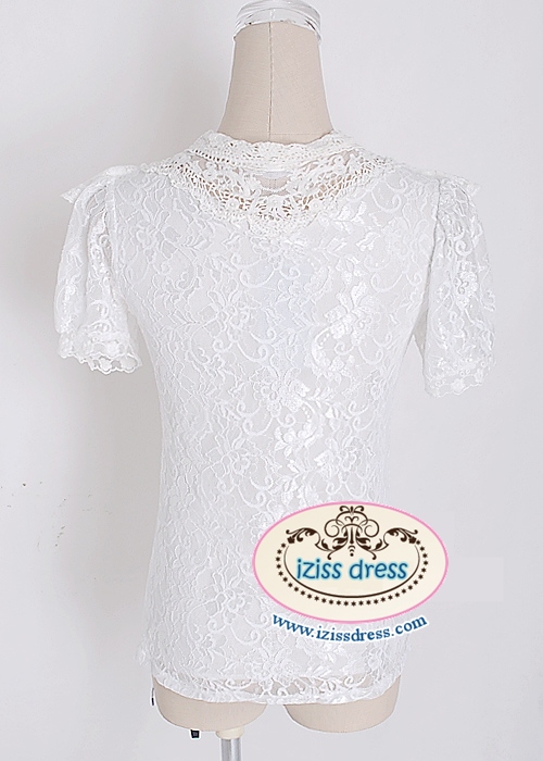 ***หมดค่ะ***เสื้อลูกไม้สีขาว แต่งระบายด้านหน้า ปักมุกที่ตัวเสื้อ แขนตุ๊กตามีซับในสวยเหมือนแบบค่ะ