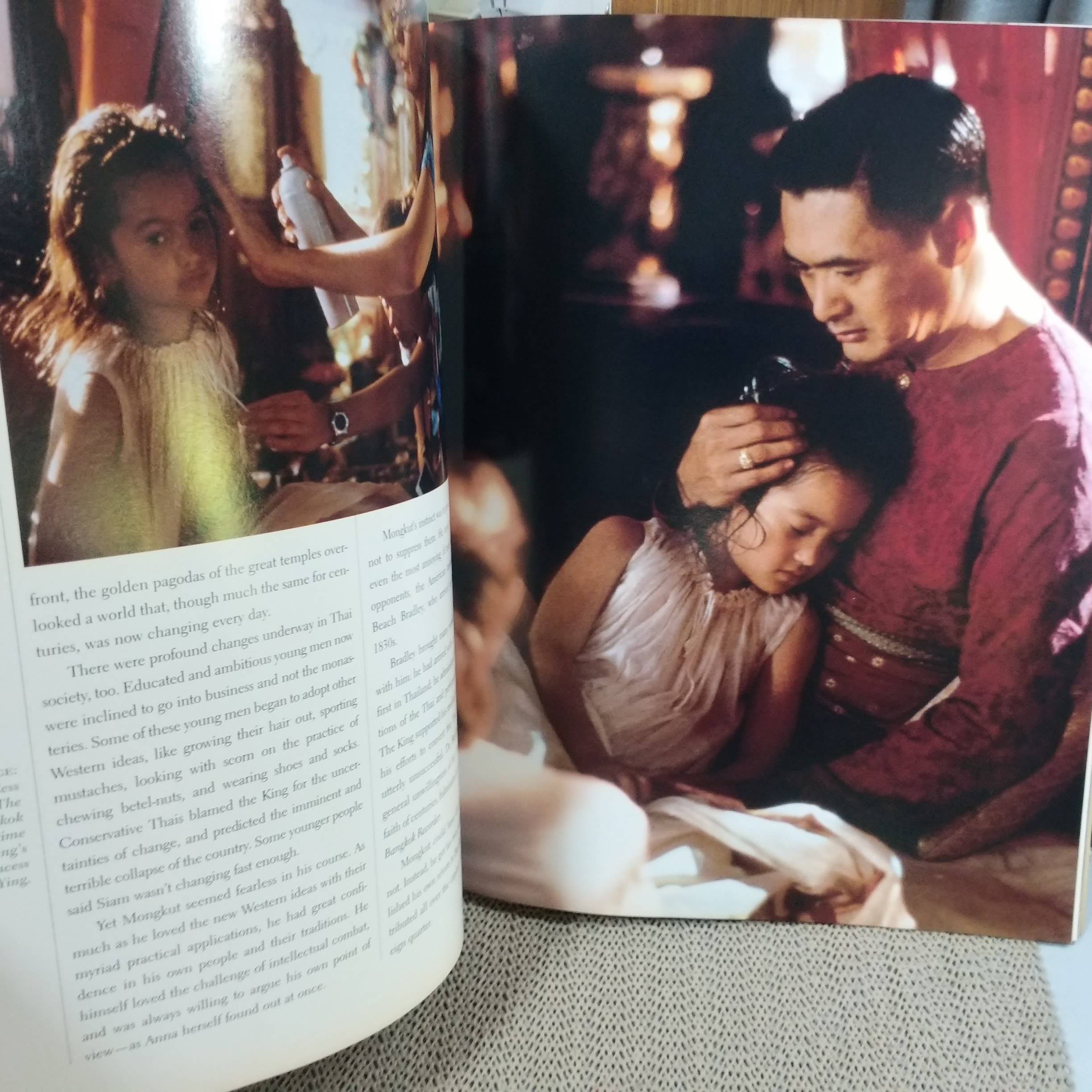 หนังสือภาพ แอนนา แอนด์ เดอะ คิง the story of anna and the king / A Twentieth Century Fox File