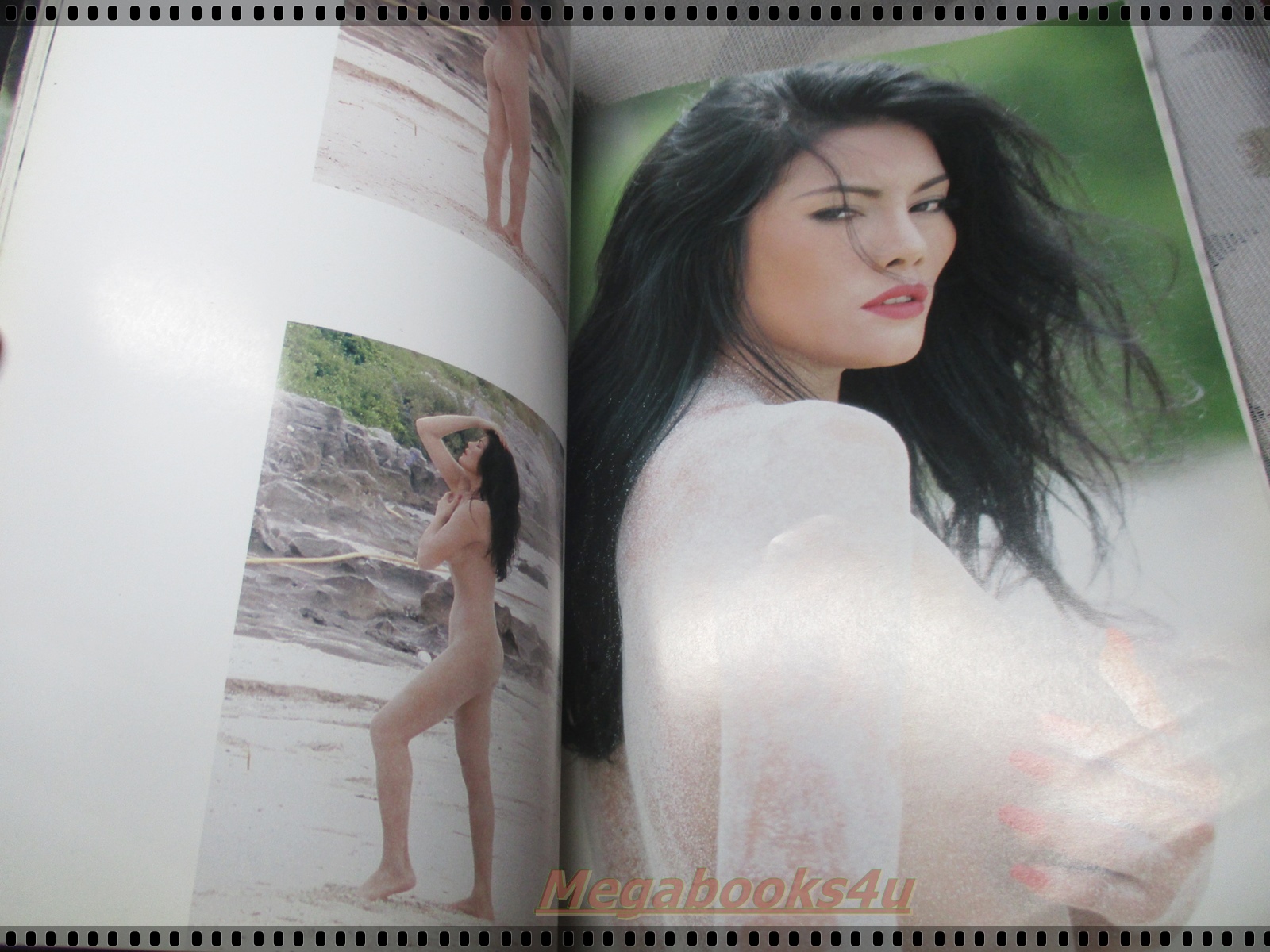 MAXIMUM1995 ฉวีวรรณ บุญปรก,CHAWEEWAN BOONPROK, มีตำหนิกระดาษหน้าปกเริ่มขาด มีรอยแมลงกัดกินขอบเล่ม