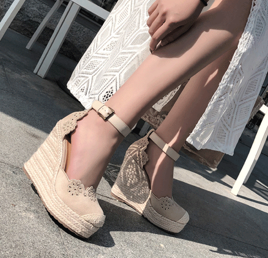 รองเท้าส้นเตารีดใส่เที่ยวทะเลสวยๆสีแอพพริคอท/ดำ ไซต์ 34-39