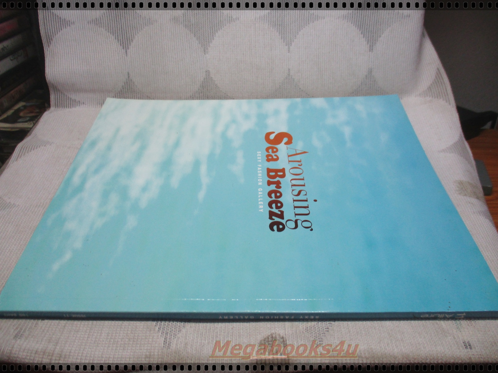 นิตยสารALLURE SEXY FASHION VOL11