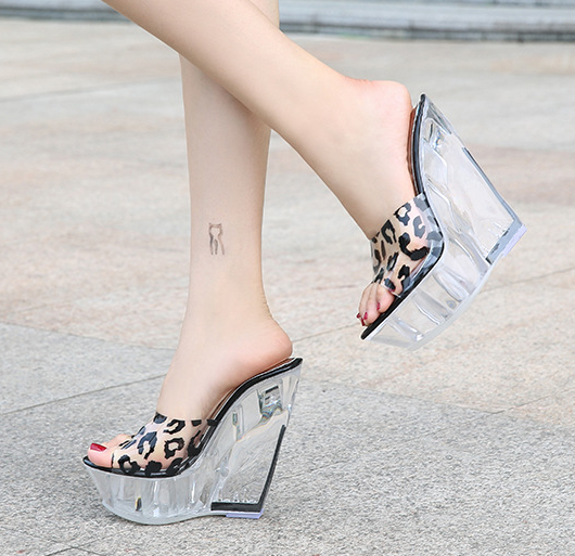รองเท้าส้นเตารีดส้นแก้วใส ไซต์ 35-39 สีดำ/แดง/ขาว/เงิน/ทอง
