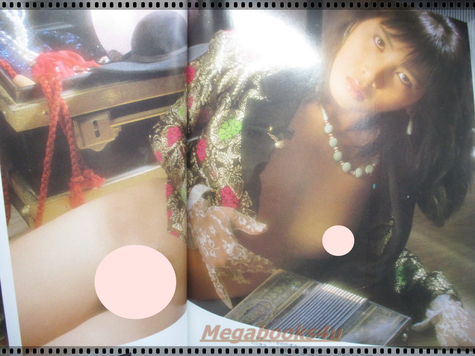 นิตยสารPENTHOUSE HONG KONK SEP1988 นางแบบถ่ายภาพโดย สุนทร