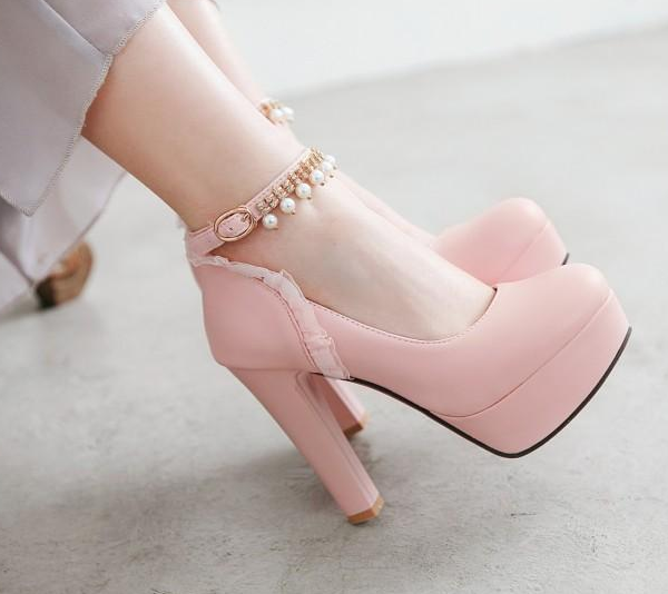 รองเท้าส้นสูงคัดชูมีสายรัดข้อ ไซต์ 34-43 สีดำ/ขาว/ชมพู/ครีม