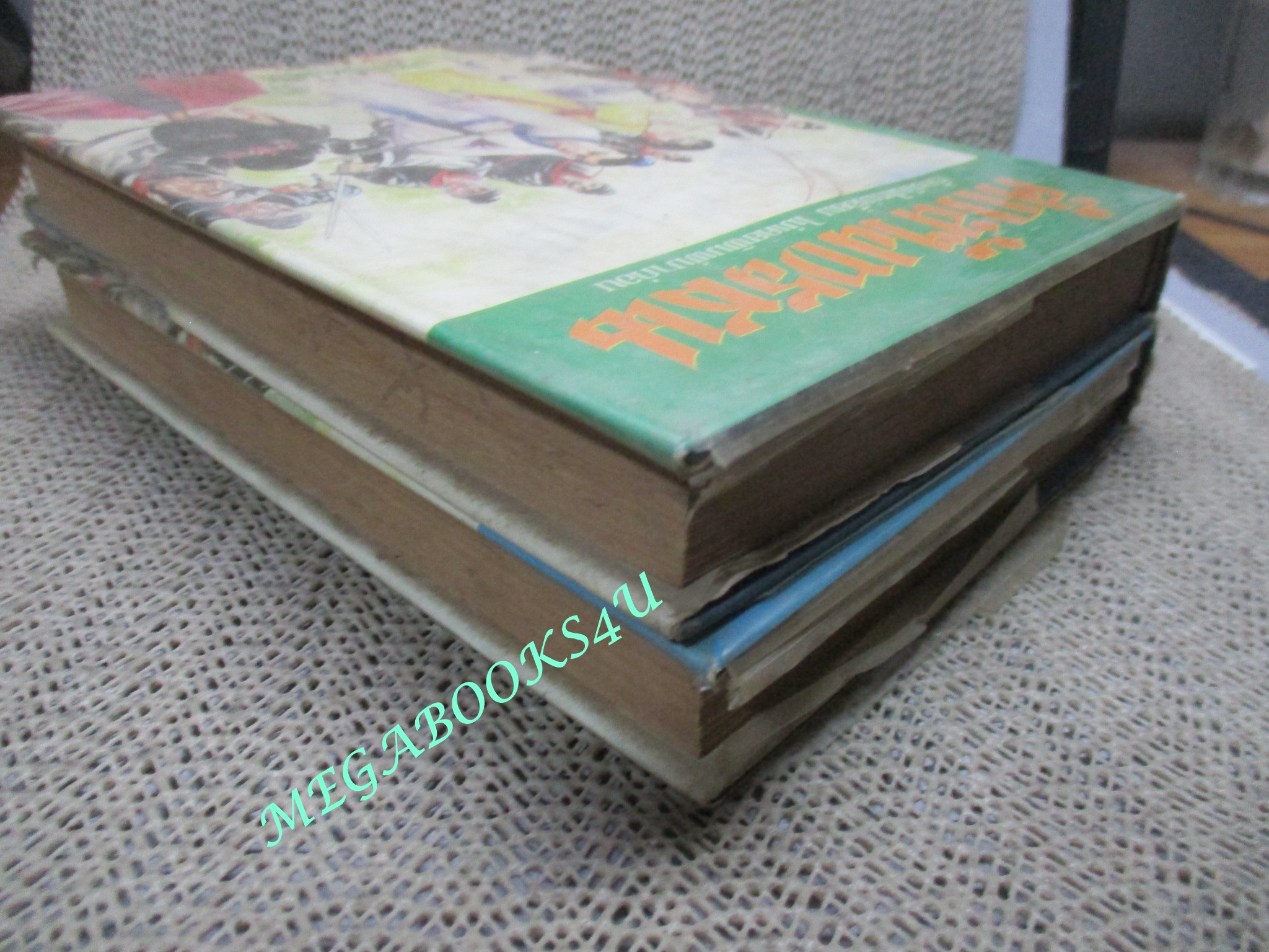 ศึกล้างทรชน เล่ม 1-2 ไม่จบ / ว. ณ เมืองลุง (นิยายจีนกำลังภายใน) สภาพดี