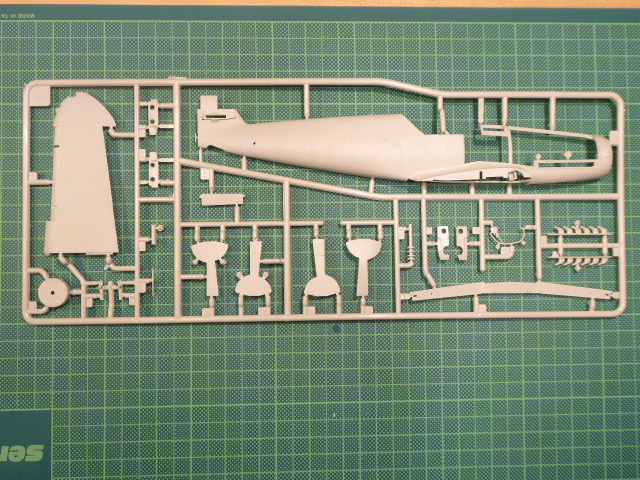 1/32 MESSERSCHMITT BF 109 G-2/G-4