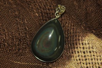 จี้ออบซีเดียนสายรุ้ง ( Obsidian Rainbow )