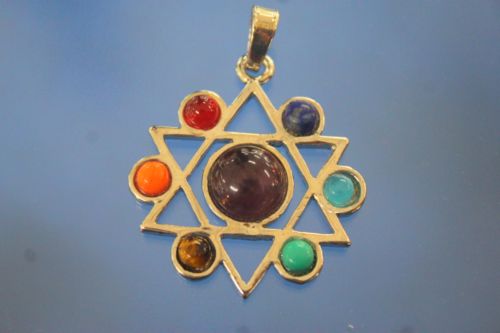ดาวหกแฉกประดับหินสี 7 จักระ ( Star of David 7 Chakra )
