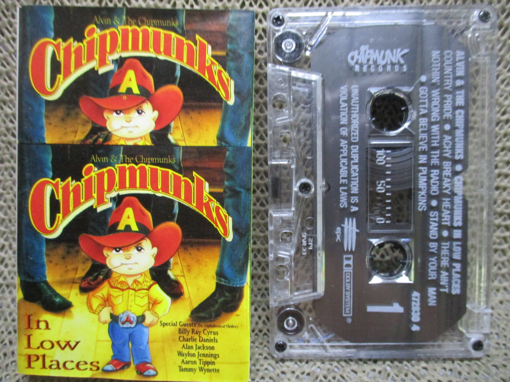 เทปเพลงสากล Alvin & the Chipmunks / Chipmunks In Low Places