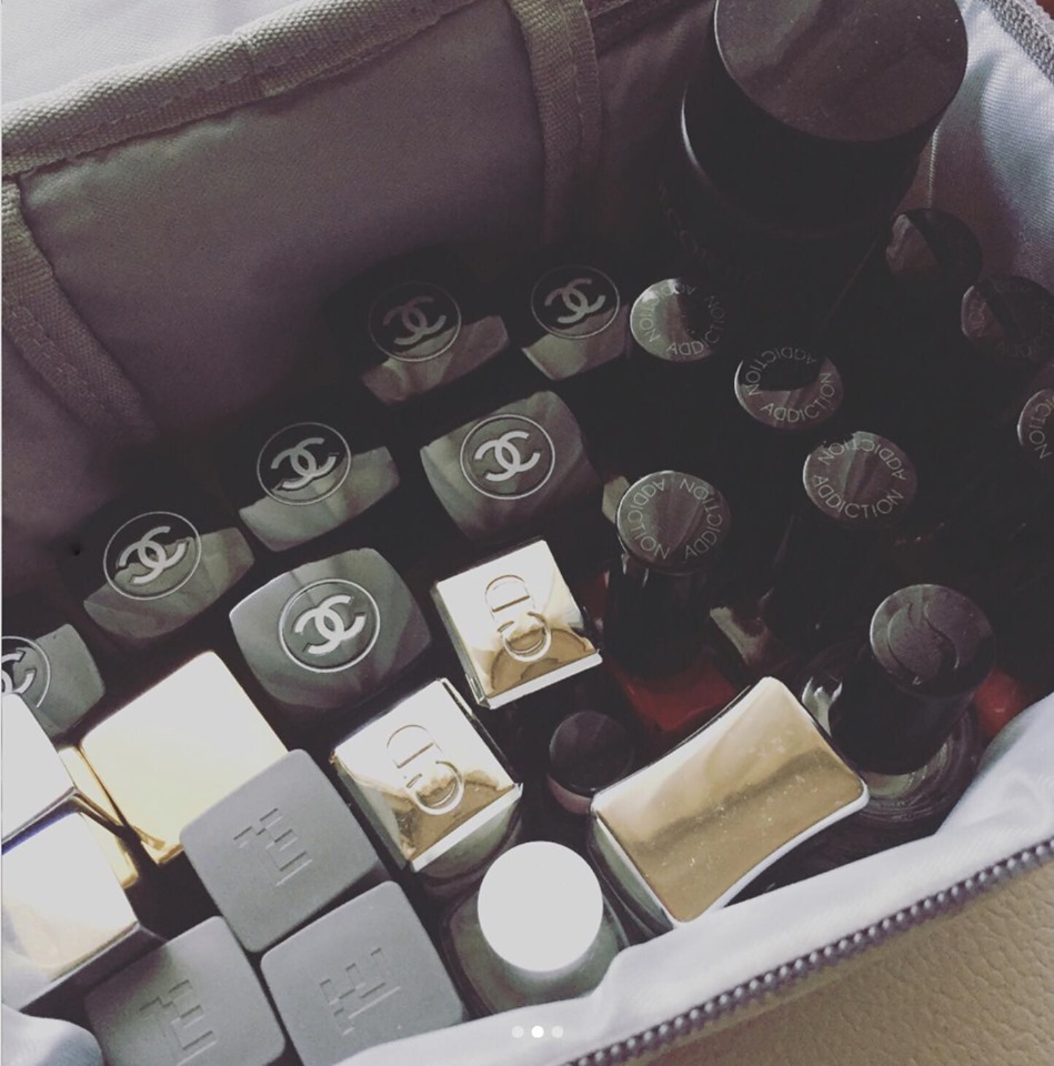 ❌เลิกจำหน่าย❌ (มีกล่อง) IENA กระเป๋าใส่เครื่องสำอาง 2 ชั้น สามารถเก็บเครื่องสำอางที่คุณใช้ทุกวัน