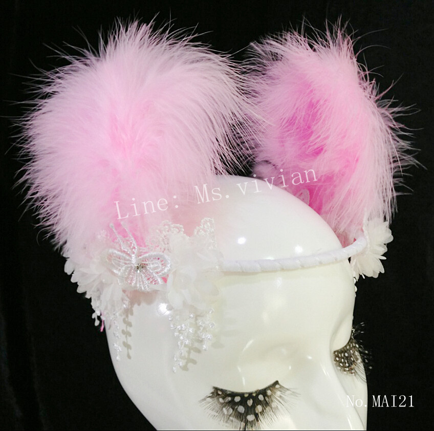MAI21 มงกุฎขนฟู ห้อยระย้าข้าง(งาน handmade)**สินค้ามีจำกัด**