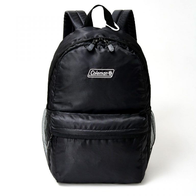 Coleman BRAND BOOK WHITE ver กระเป๋าเป้ใบใหญ่ ปักโลโก้แบรนด์ "Coleman" สีขาว บนผ้าสีดำ