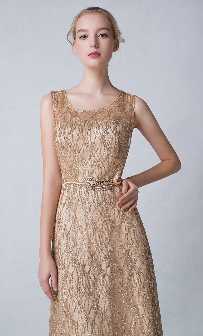 **พร้อมส่ง**เดรสยาวสไตล์เกาหลีสีทอง ผ้าทอลายนูนระยิบระยับ แขนกุด เข้ารูปช่วงเอวพร้อมเข็มขัดรูปใบไม้ สวยหรูหราไฮโซมากๆ ติดซิปด้านหลัง มีซับในเรียบร้อย คุณภาพดีมากๆค่ะ