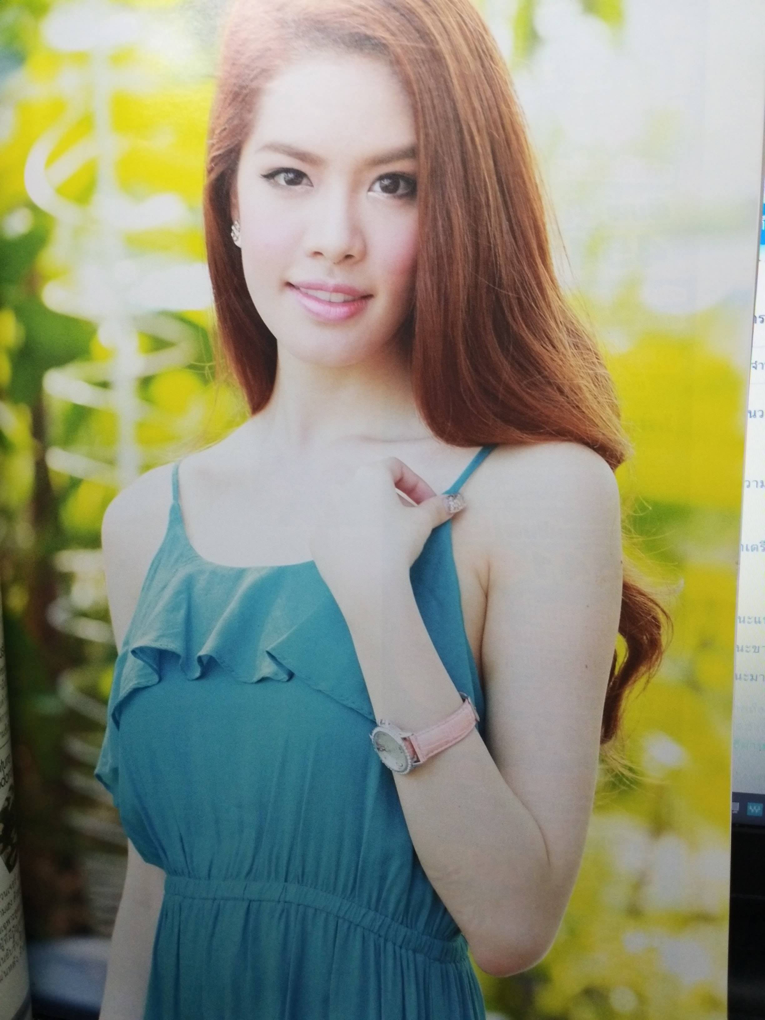 นิตยสารเรื่องย่อละครโทรทัศน์ โดมทอง ปี2556 วีรภาพ สุภาพไพบูลย์ / อดิศวร์ ศิโรดม