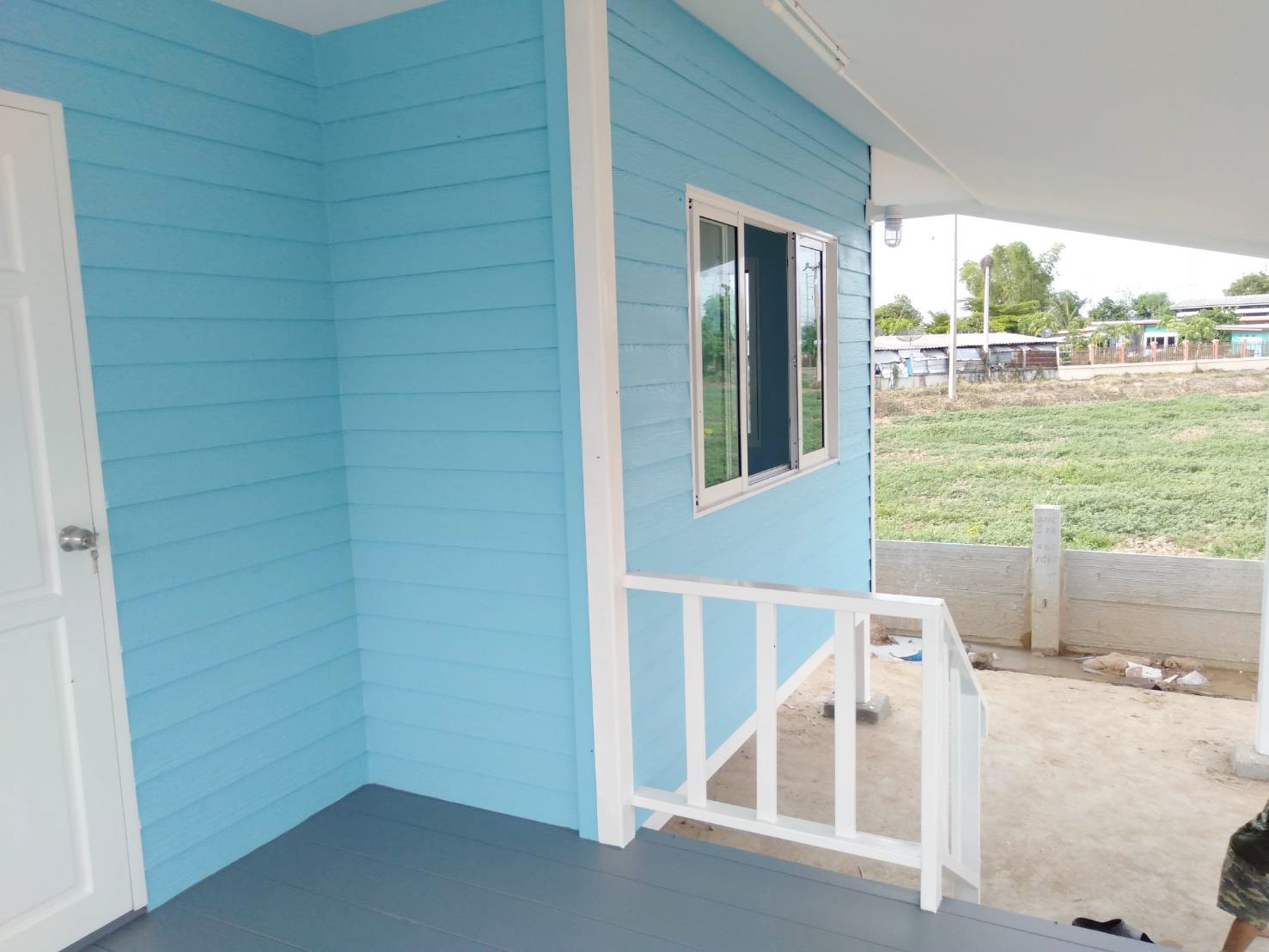 บ้านน็อกดาวน์โครงสร้างเหล็ก ขนาด 4*6 เมตร พร้อมระเบียง ขนาด 2*3 เมตร